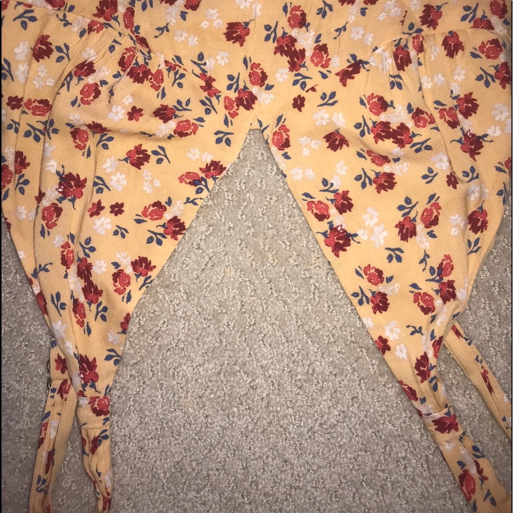 Adorable floral print Urban Outfitters sundress